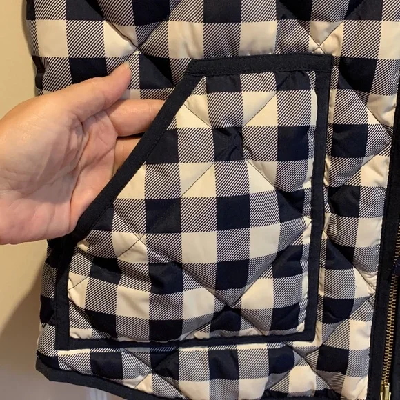 J. Crew Down Buffalo Check Puffer Vest Navy/White Medium EUC Reposhed - Picture 3 of 16